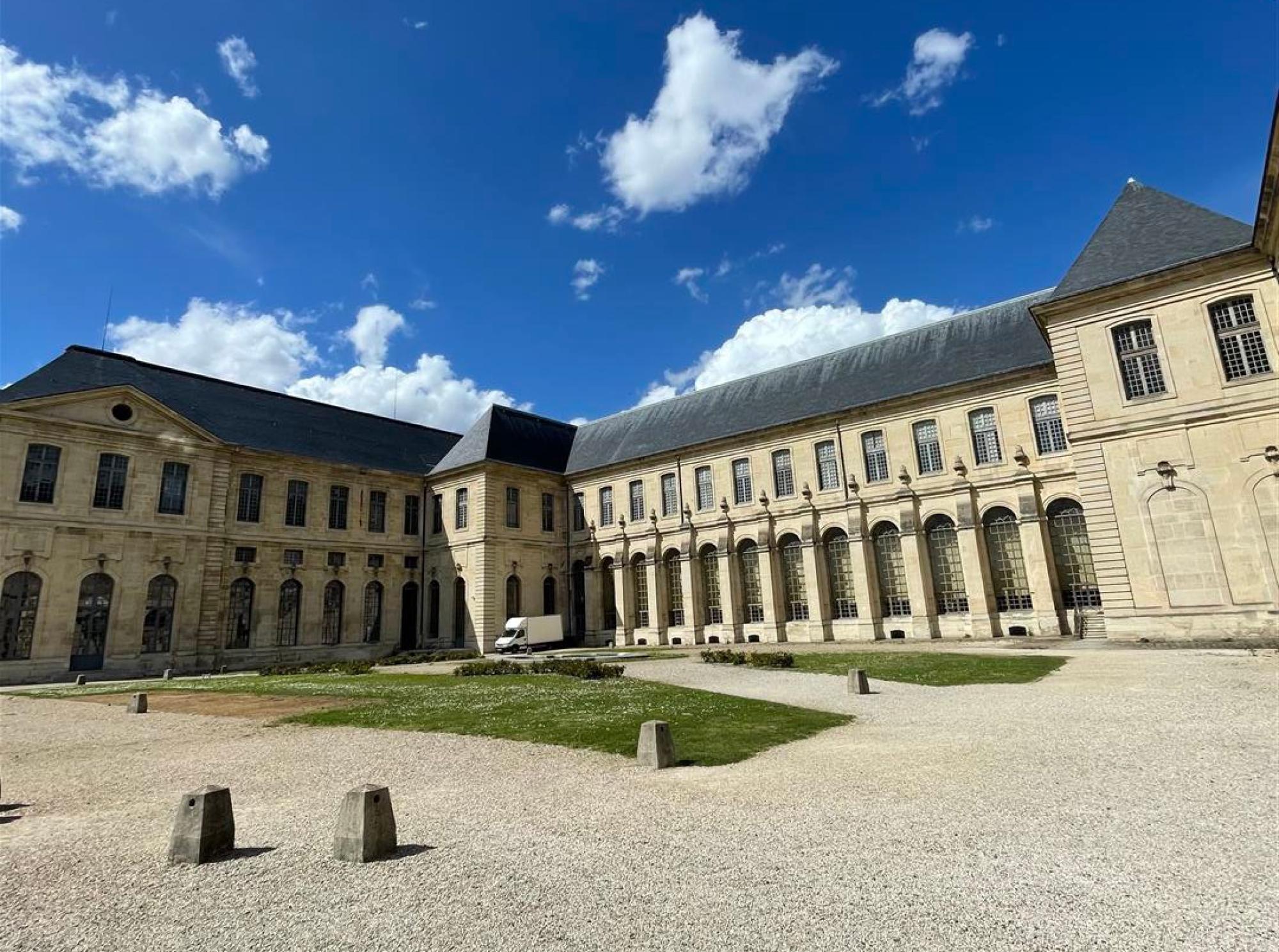 Maison d'Éducation