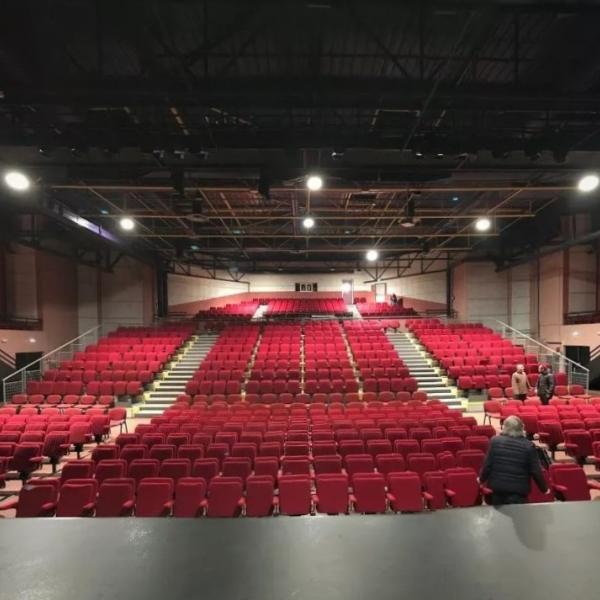 Salle du Théâtre Simone Signoret 
